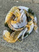 Scarf med palmblad, grön/guld/vit
