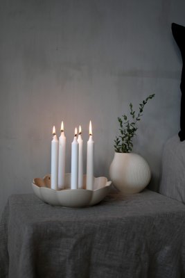 Karaby Blomma, Beige ljusstake