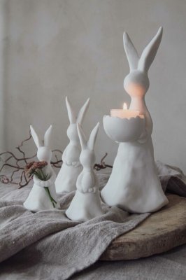 Majas Bunny med hållare till blomma/fjäder