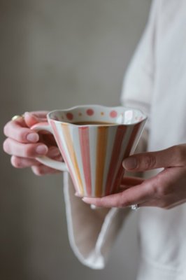 Majas Mugg Dots & Stripes, Ockra/Pink