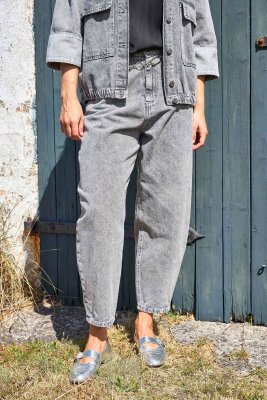 Jeans Barrel Izzy, Grå Denim