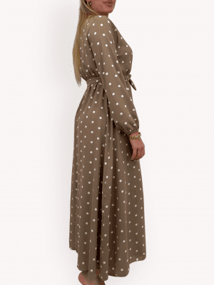 Klänning med omlott Carlia, beige