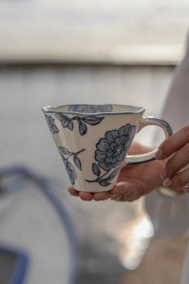 Majas Mugg Florea, blå/vit