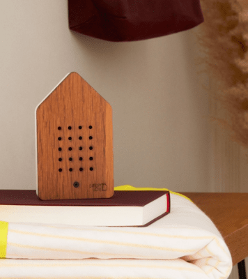 Birdybox Speldosa Fågelkvitter, Mörk Ek