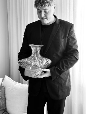 Vas Unum by Simon Hallgren, klarglas