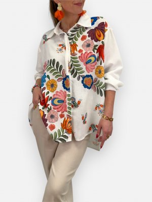 Oversize skjorta med tryck Thuna, vit/multi