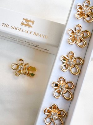 Tina – Open Gold Flower Crystal, knappsmycken 6-pack, guld