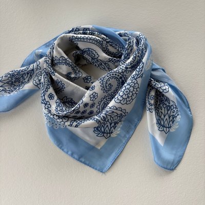 Liten scarf Flowerpatch, blå