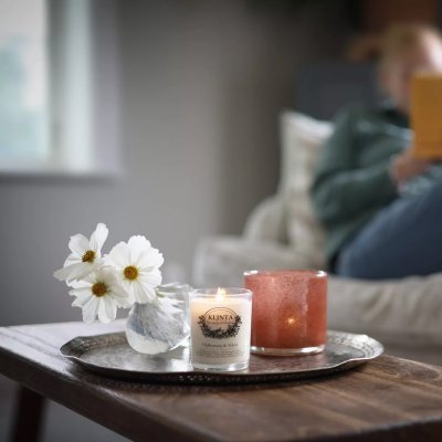 Doftljus 18 h, VILDHONUNG & TOBAK